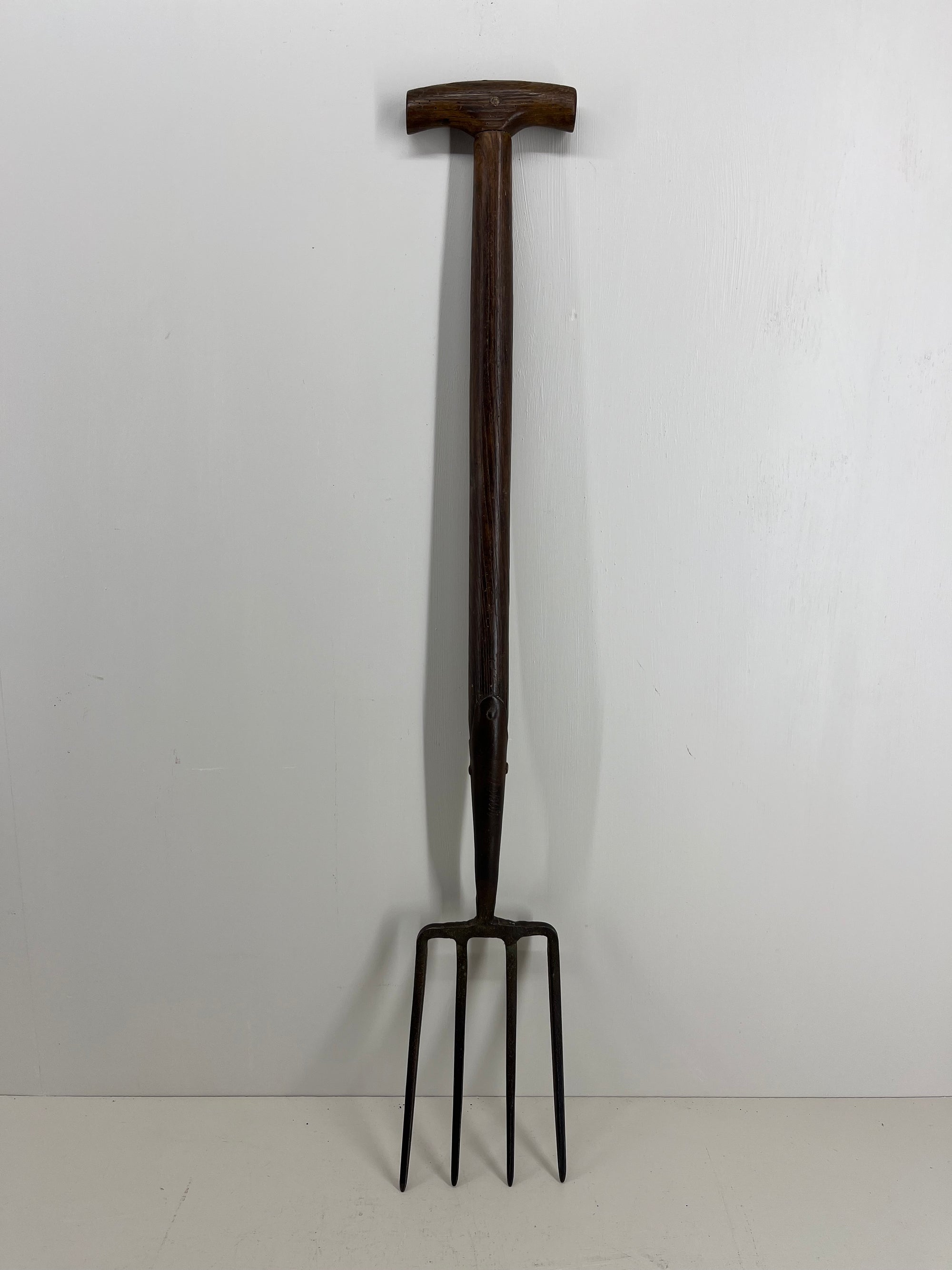 Vintage Border Fork