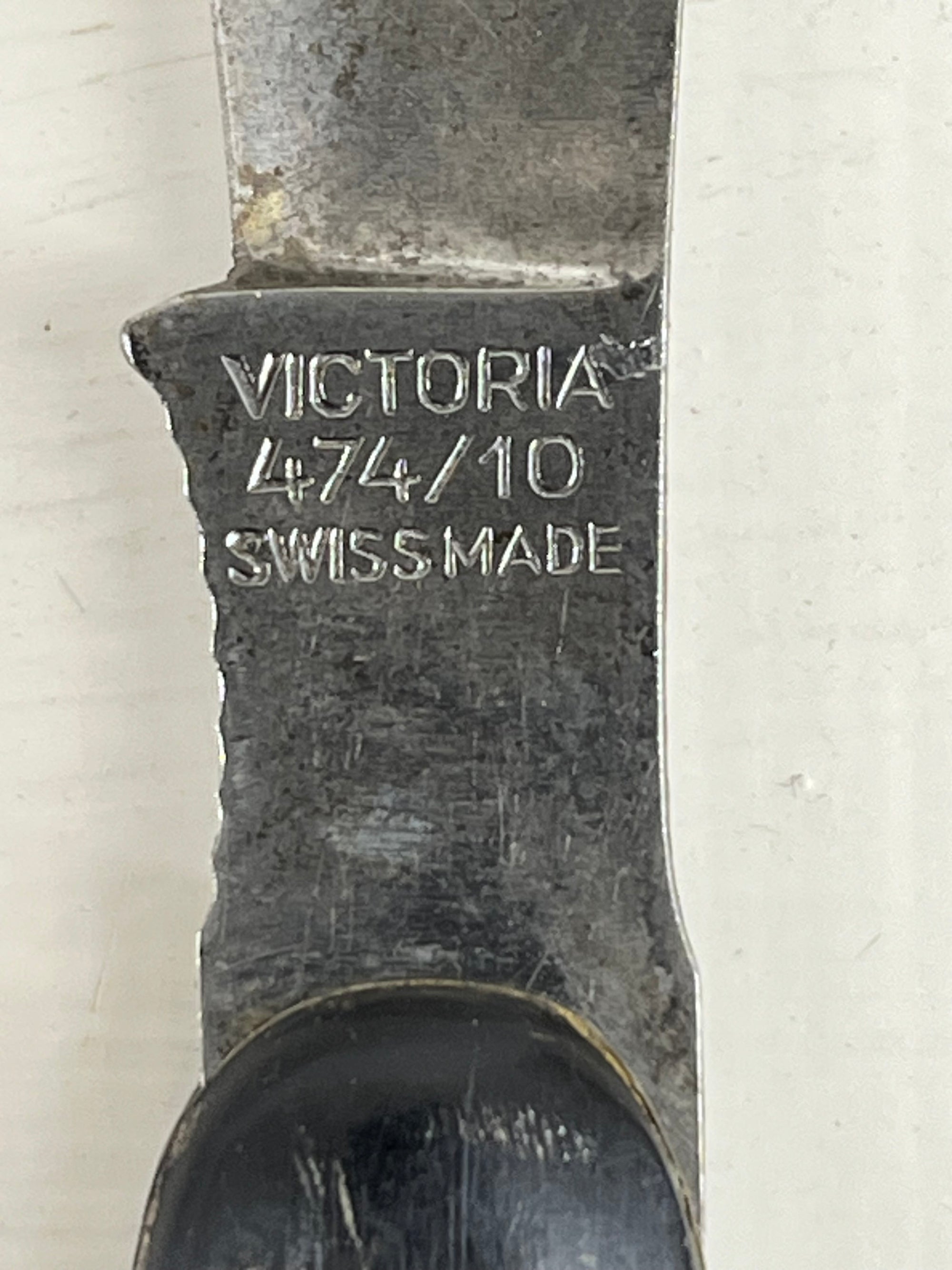 Victoria Budding Knife