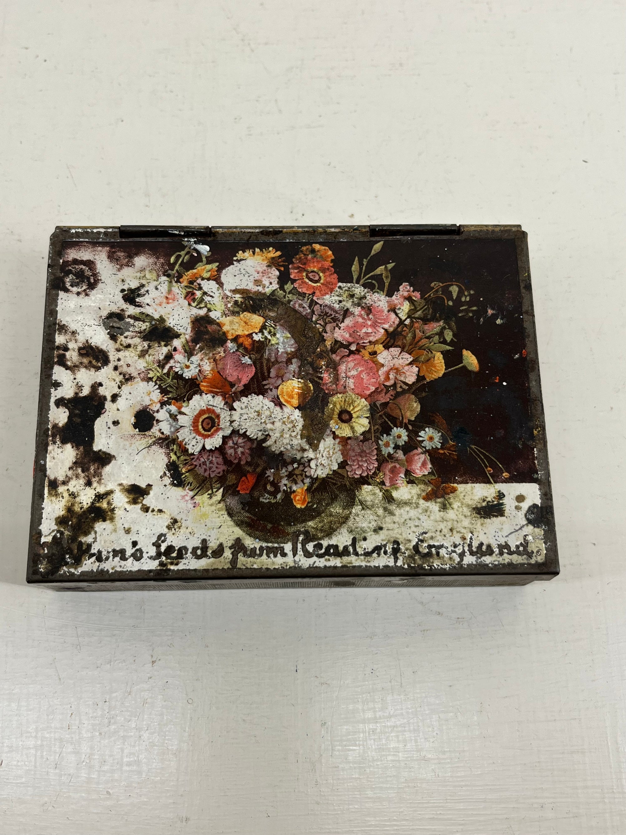 Suttons Seeds Tin