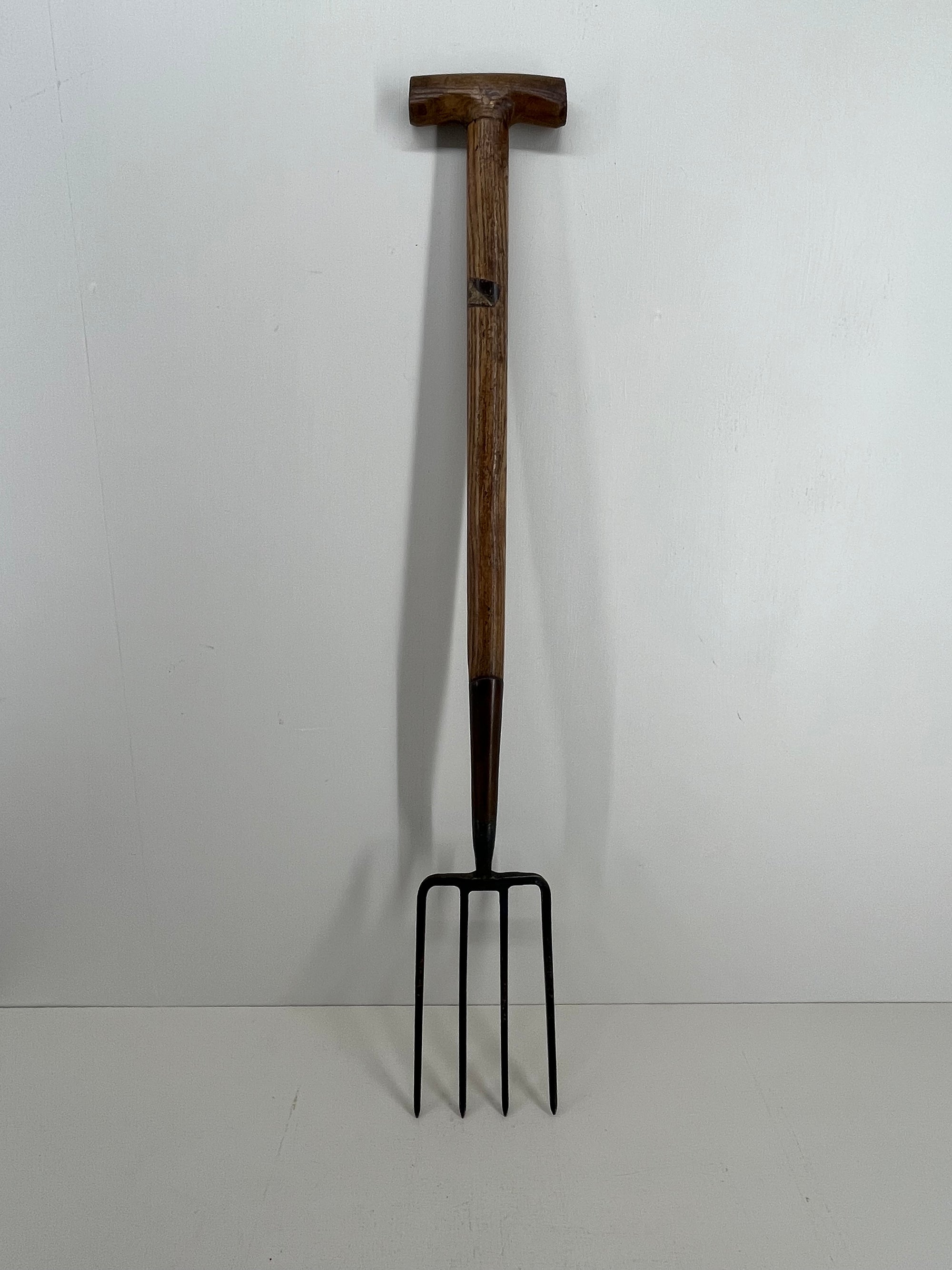 Vintage Border Fork