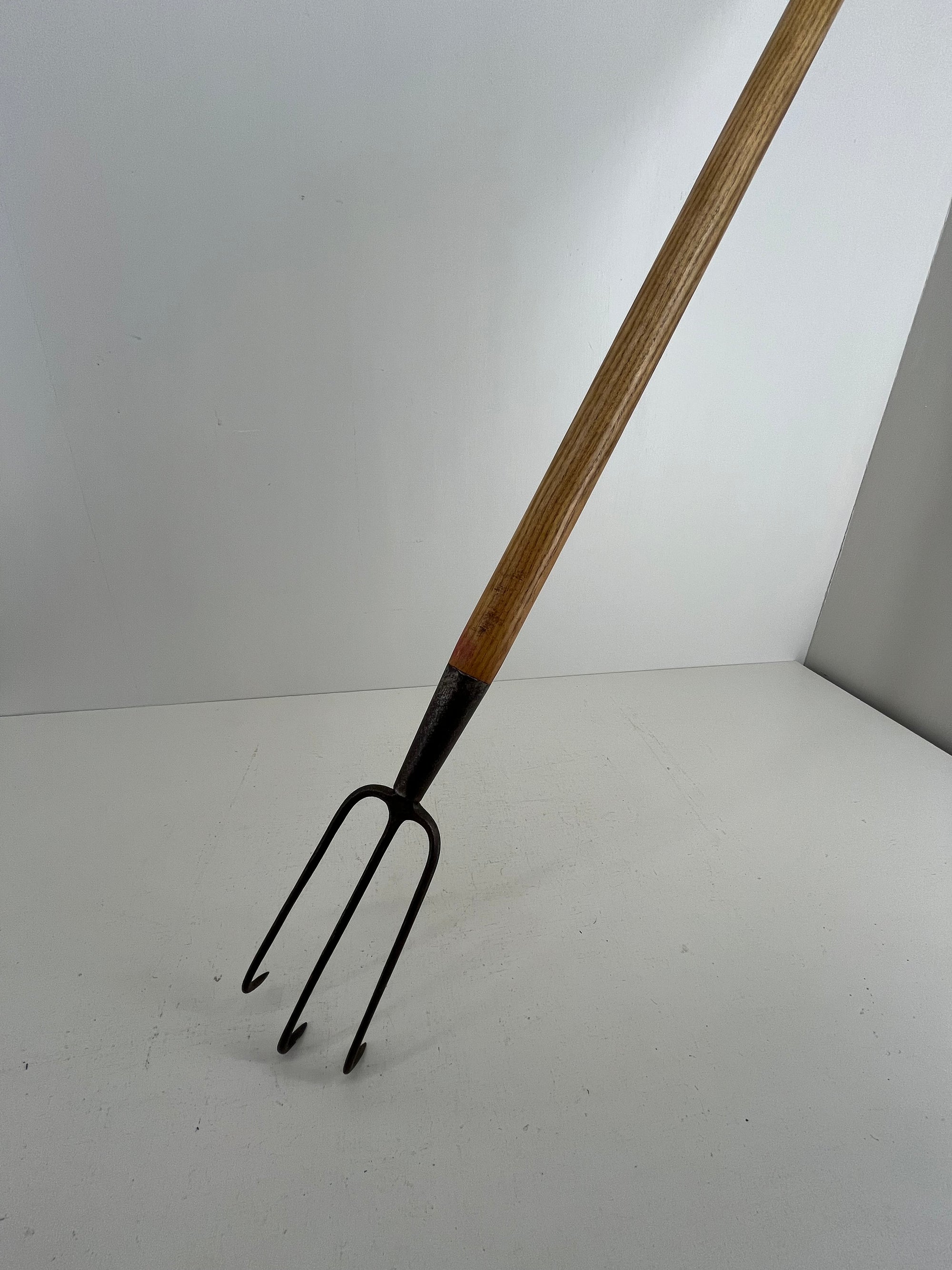 Vintage Narrow Rake