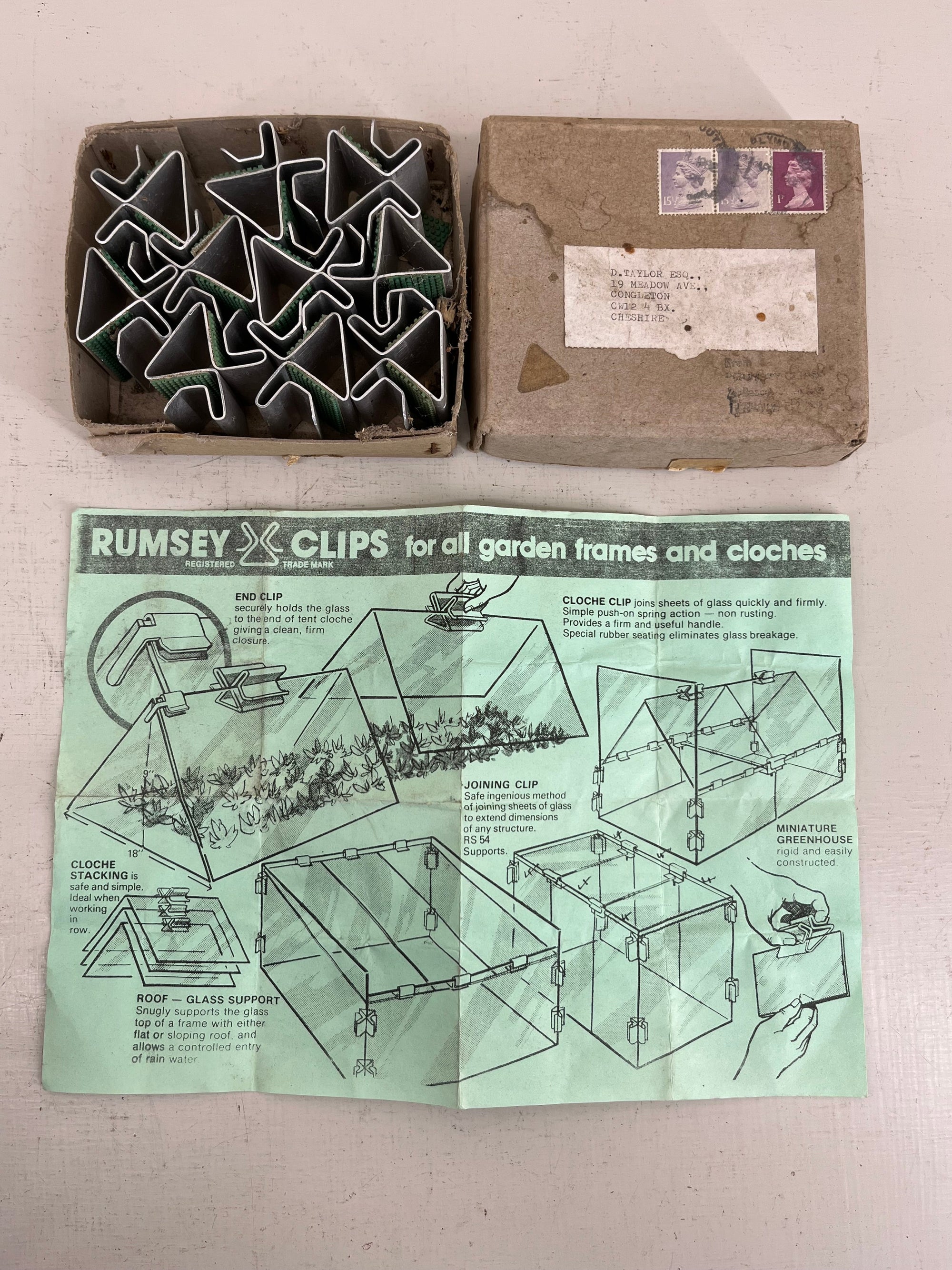 Box of Rumsey Cloche Clips