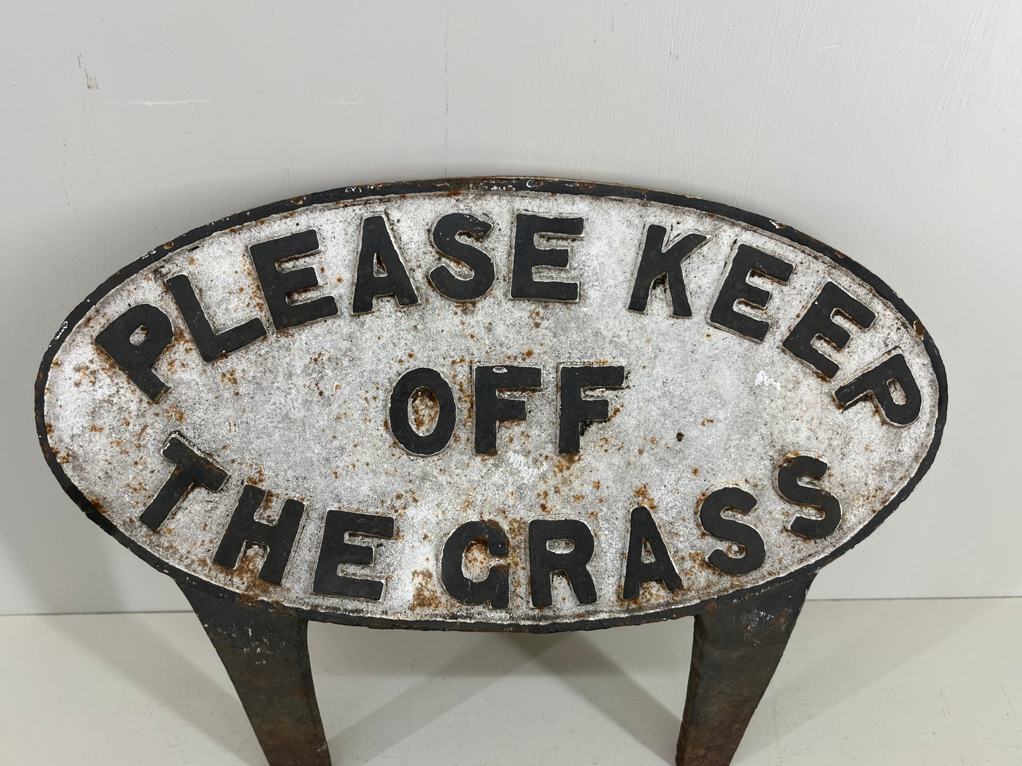 Keep off the Grass Sign