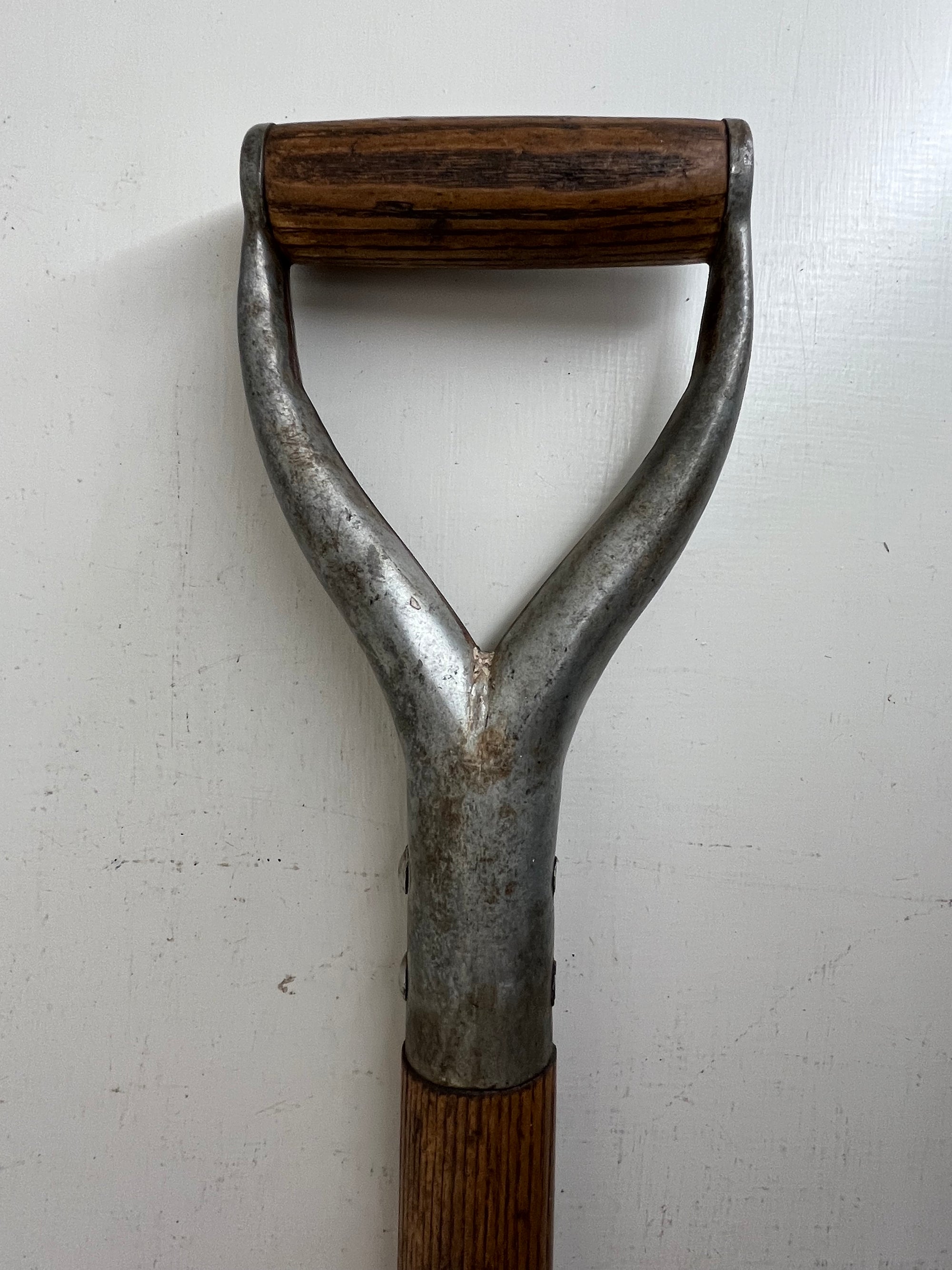 Griffin Lugworm Spade