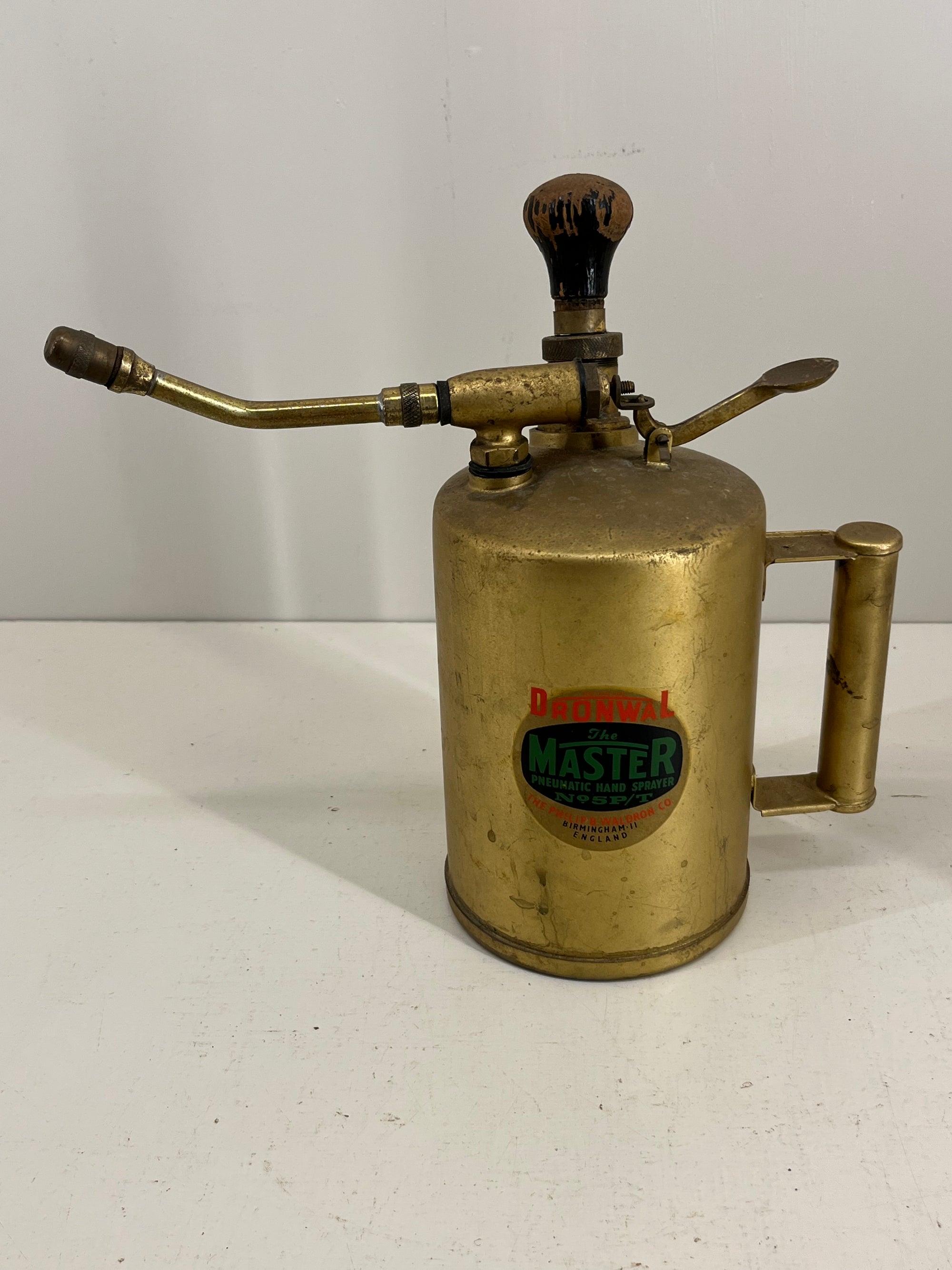 The Master Pneumatic Sprayer