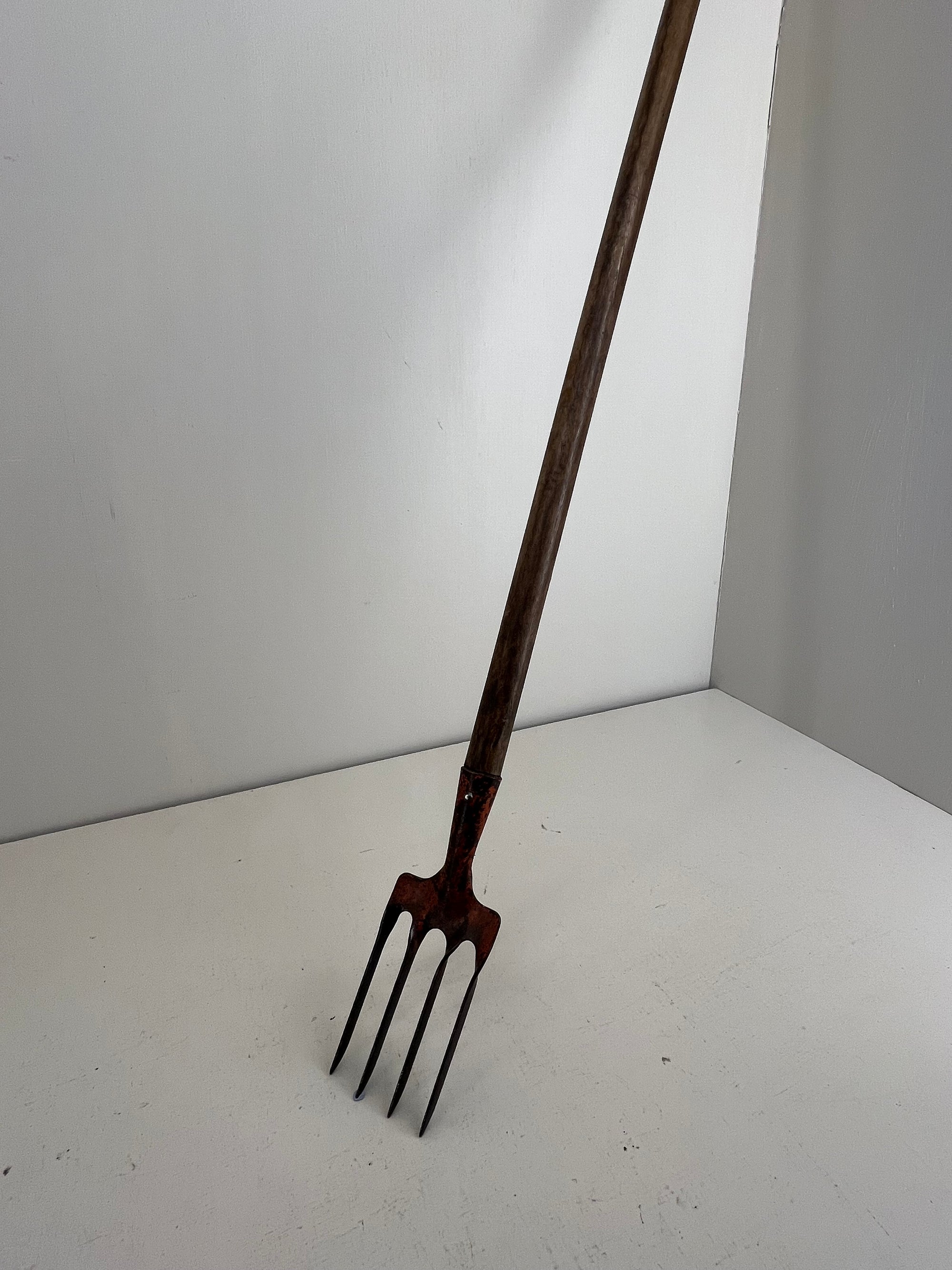 Long Handled Weeding Fork