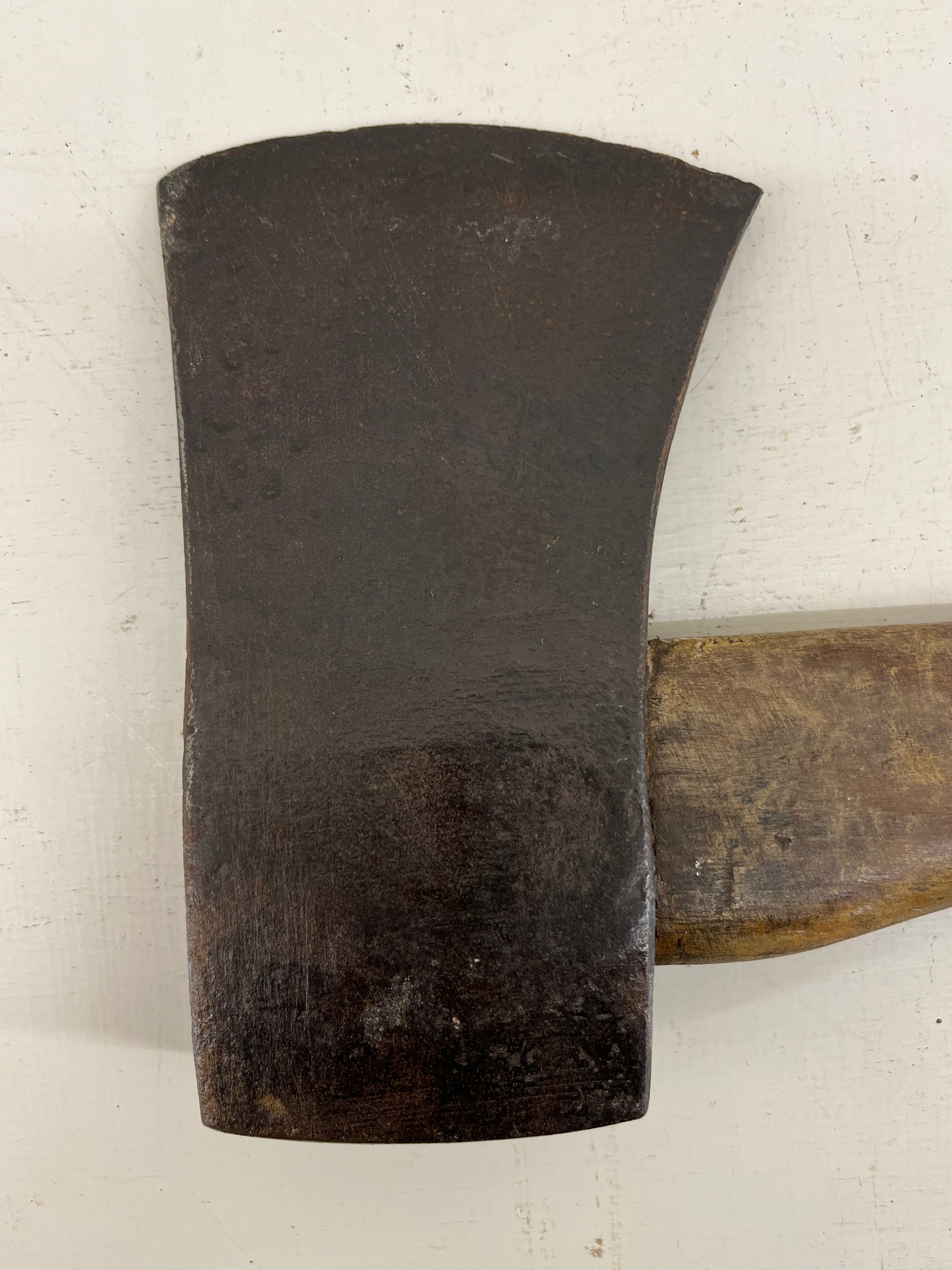 Vintage 4 lb Axe