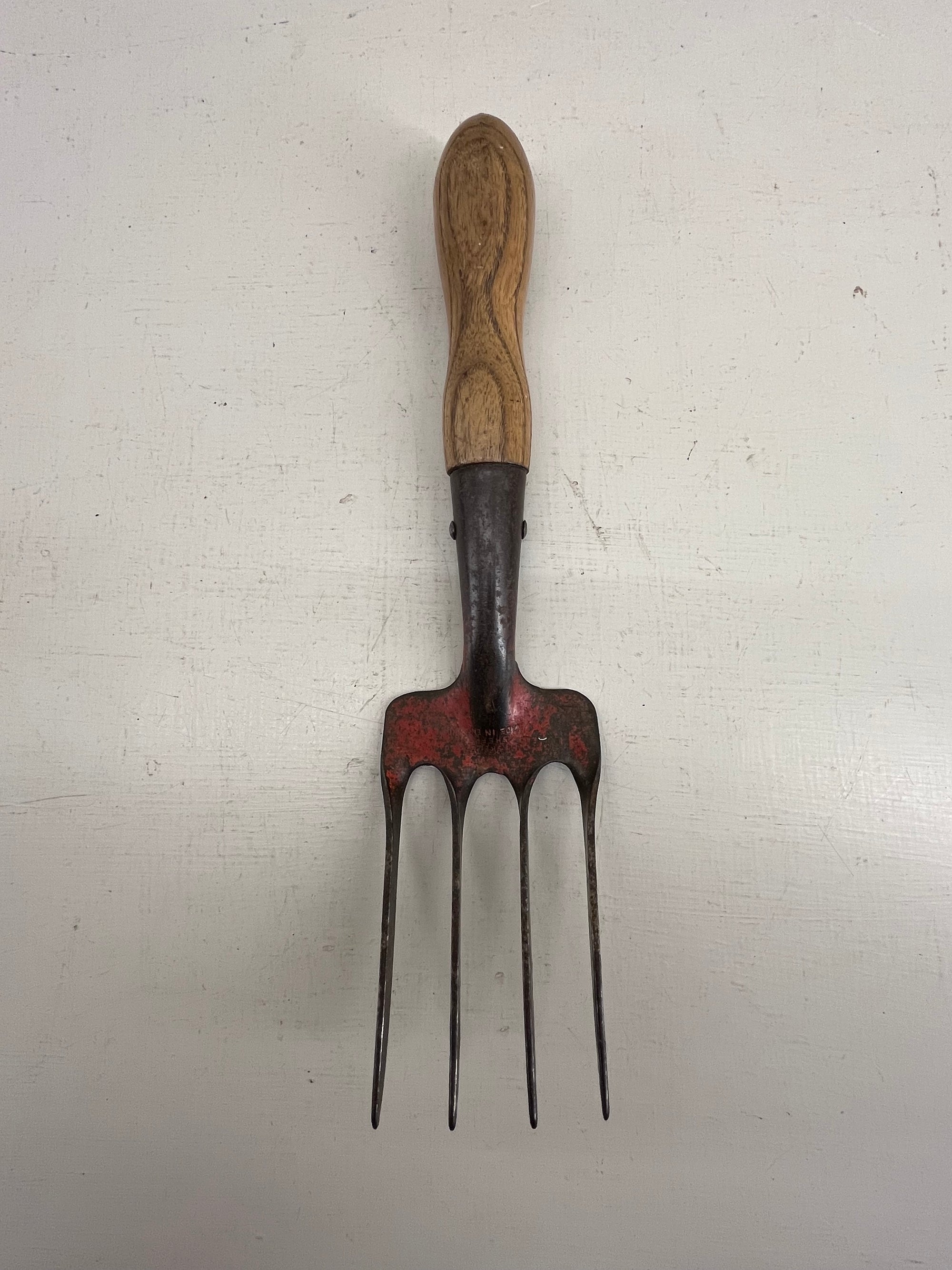 Skelton Hand Fork
