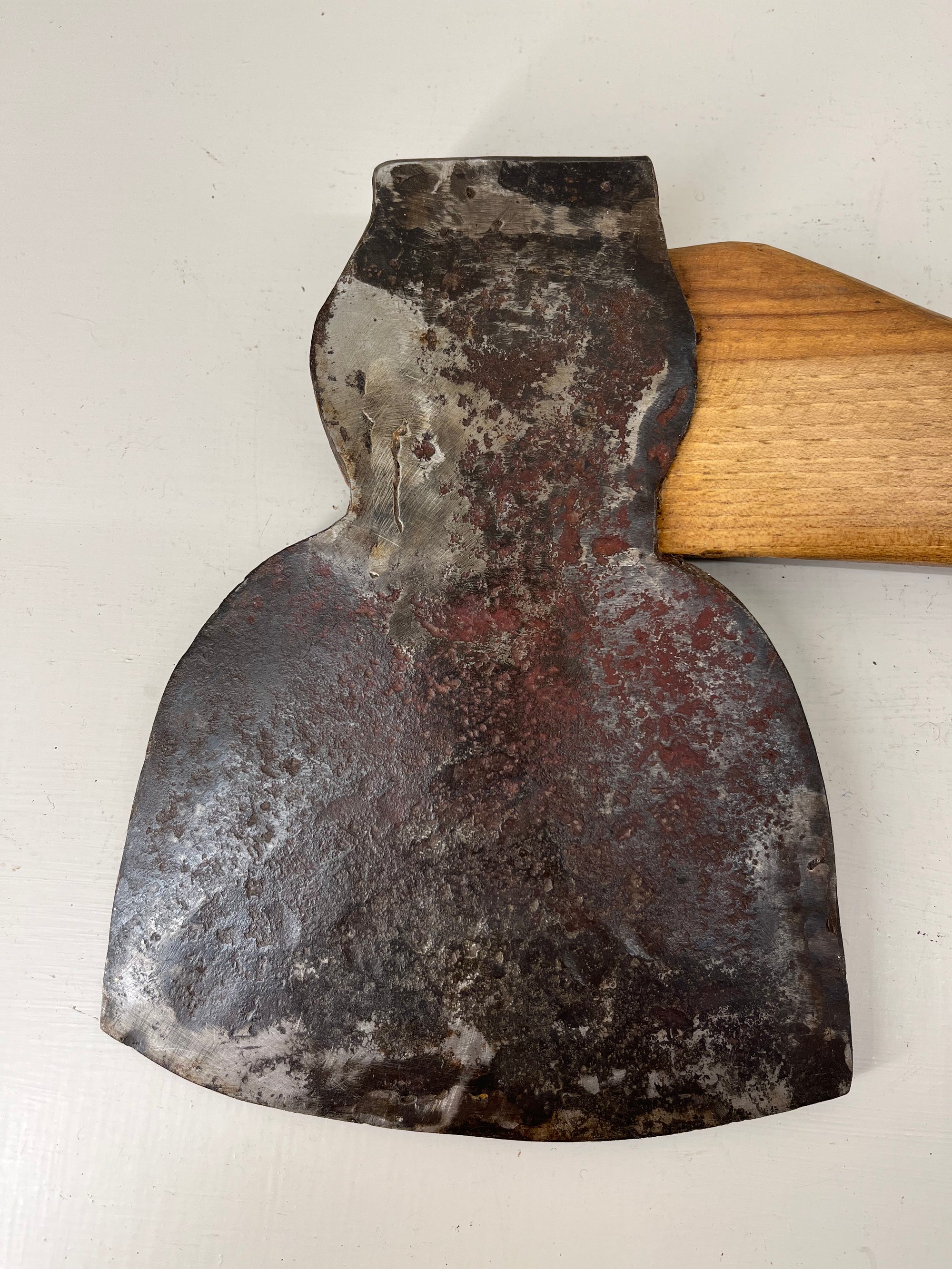 Large Kent Pattern Side Axe