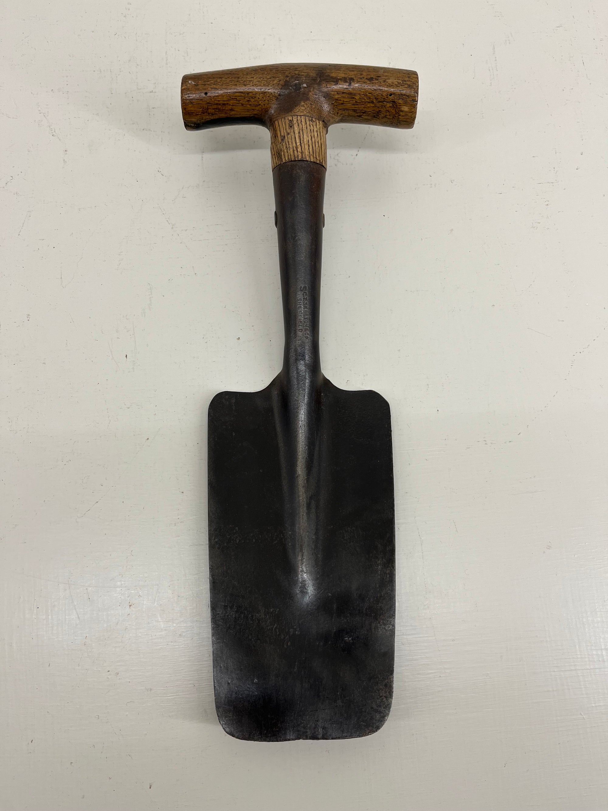 Skelton Strawberry Spade