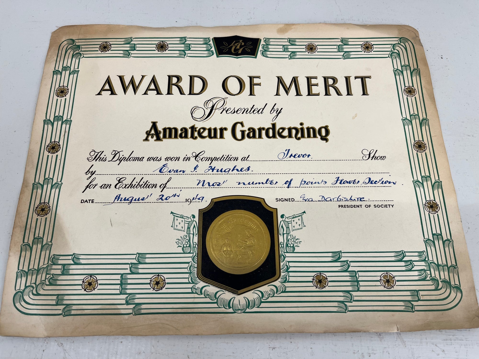 Amateur Gardening Award of Merit
