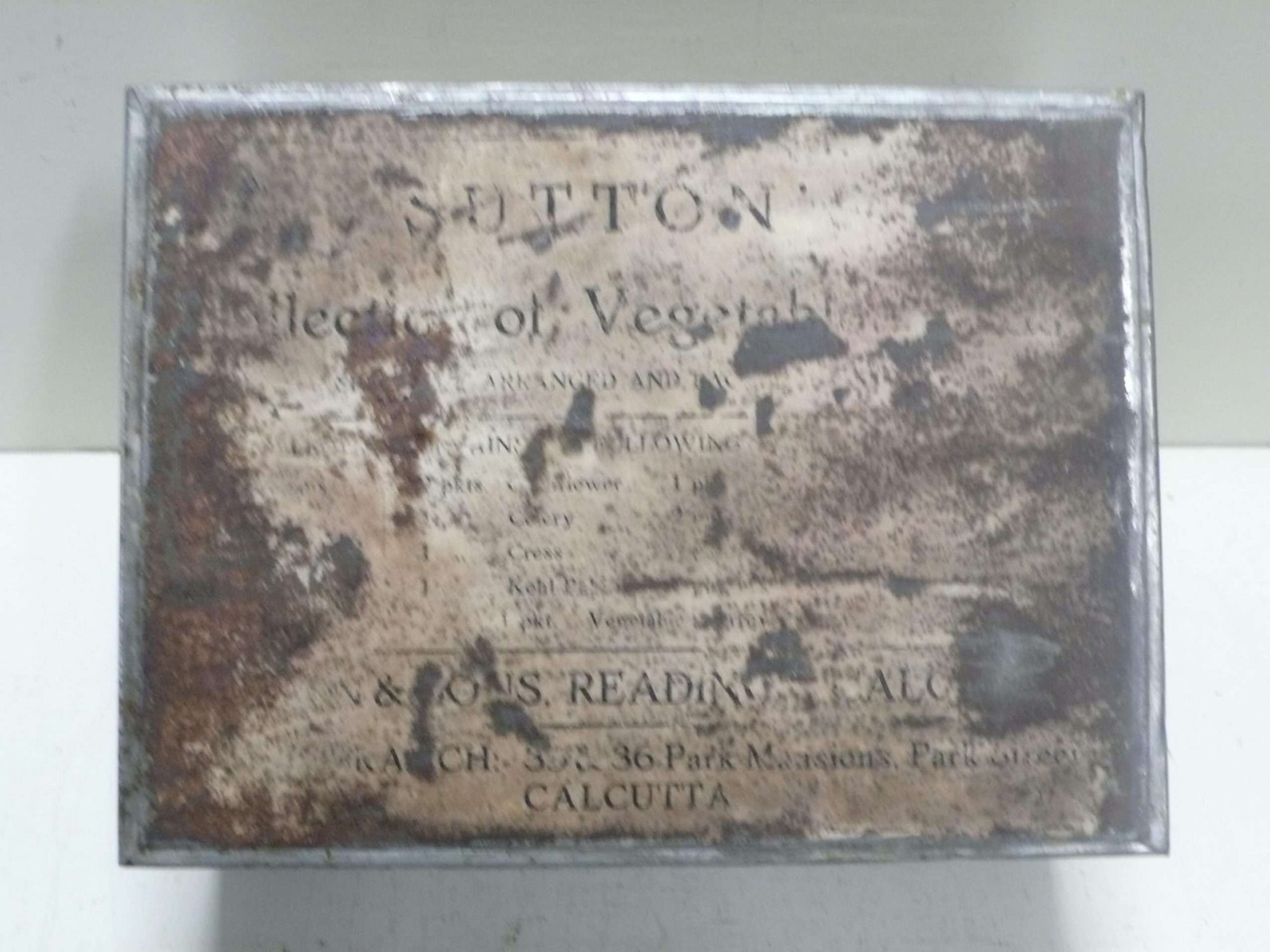 Vintage Suttons Seeds Tin