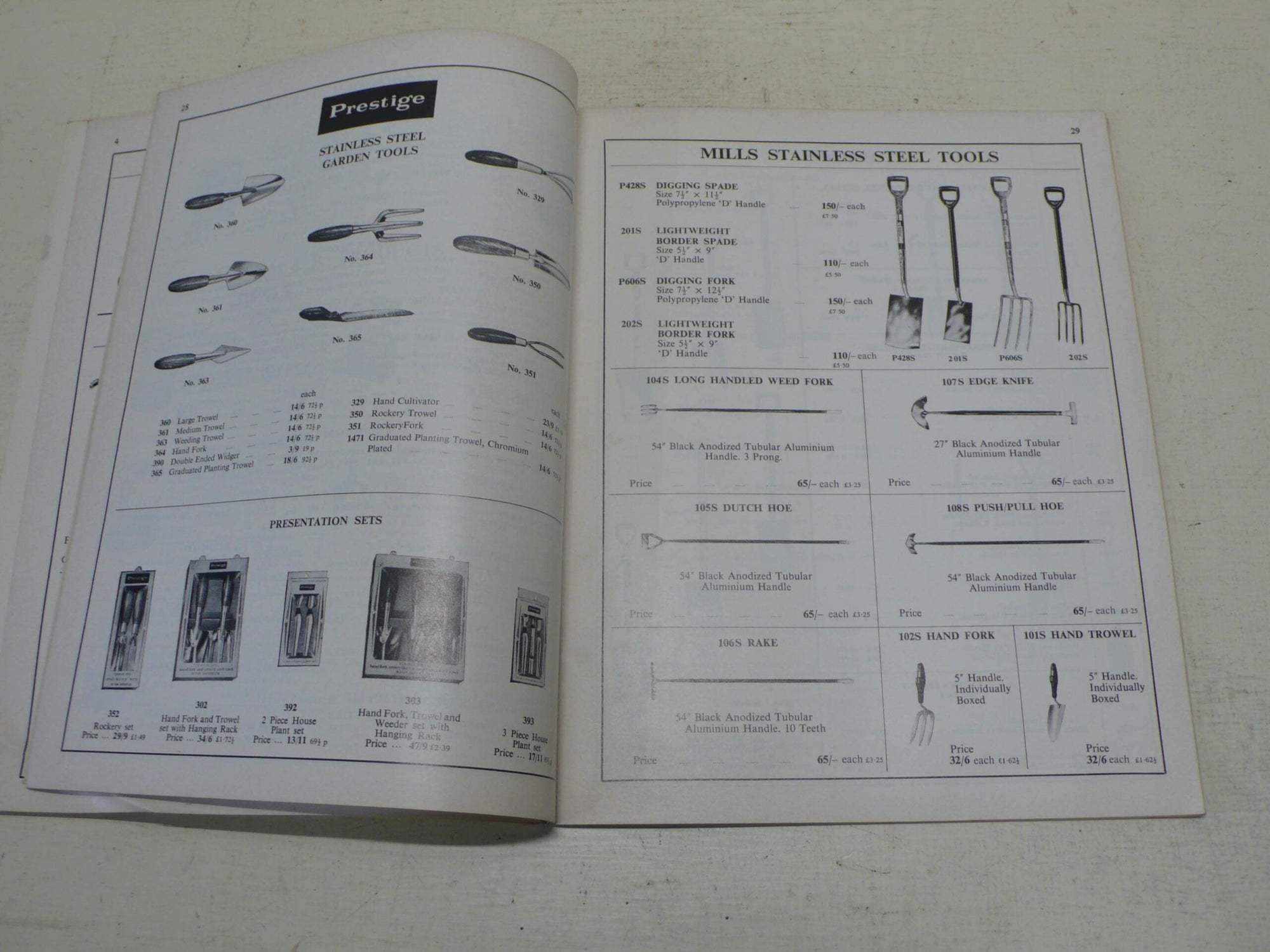 Pedley &amp; White Garden Catalogue, 1970