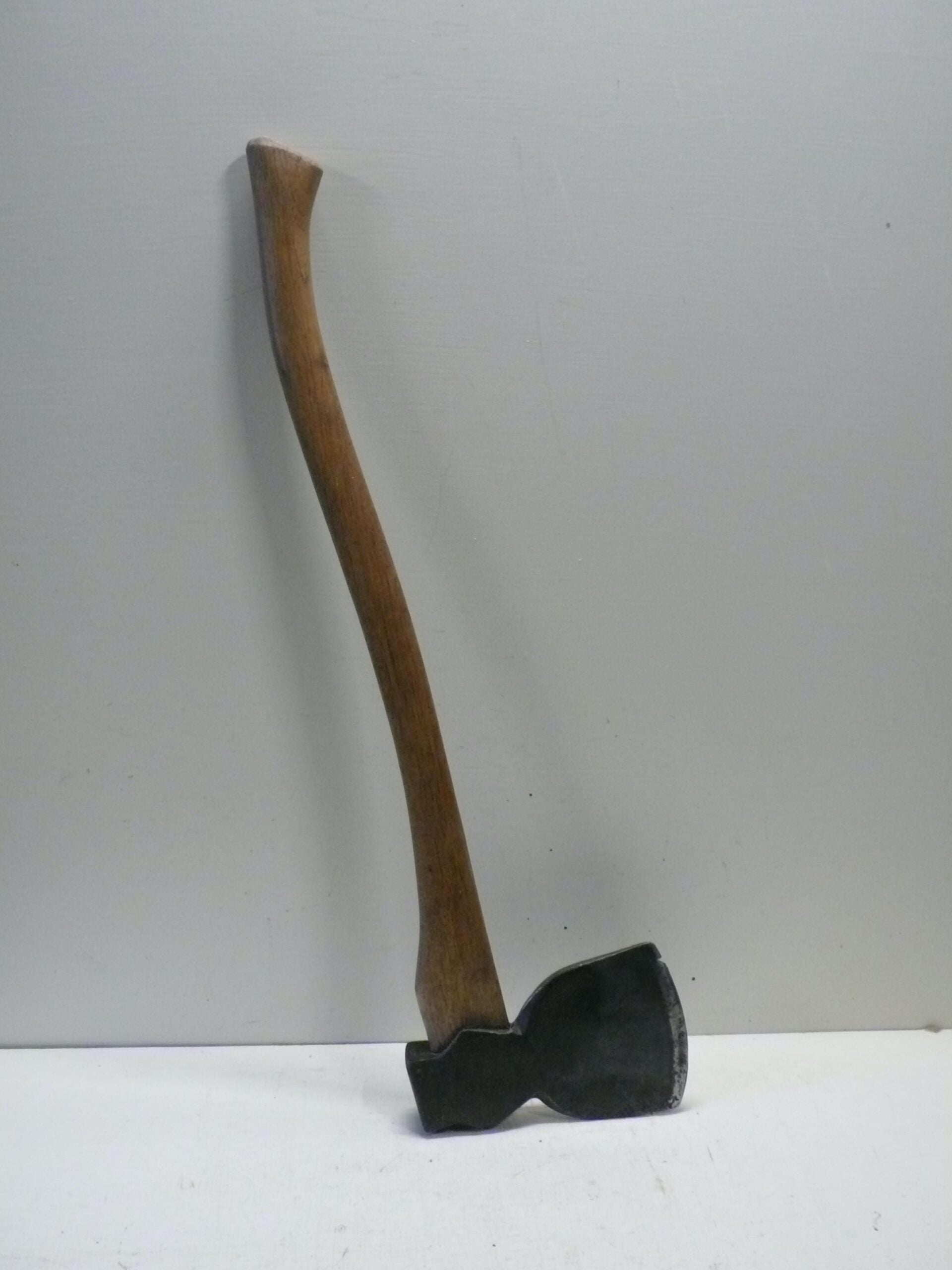 Brades 4 lb Kent Pattern Axe