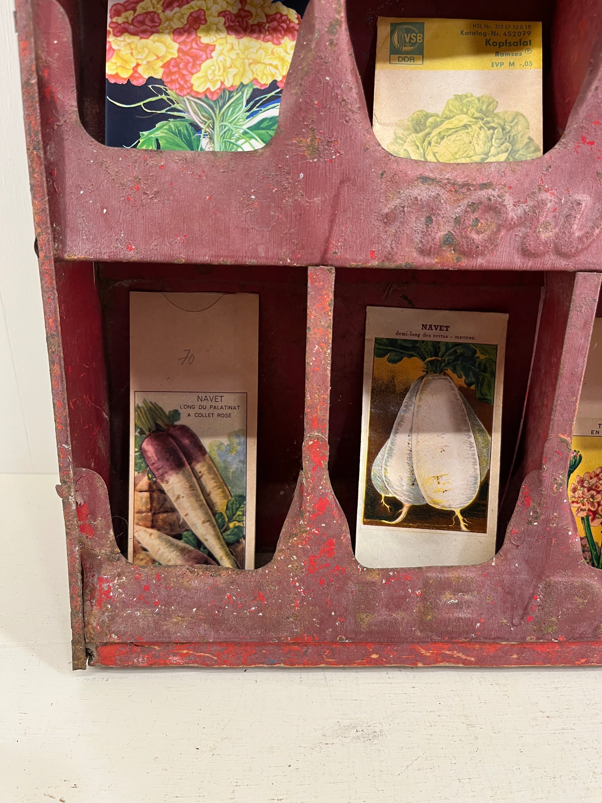 Le Paysan Seed Rack