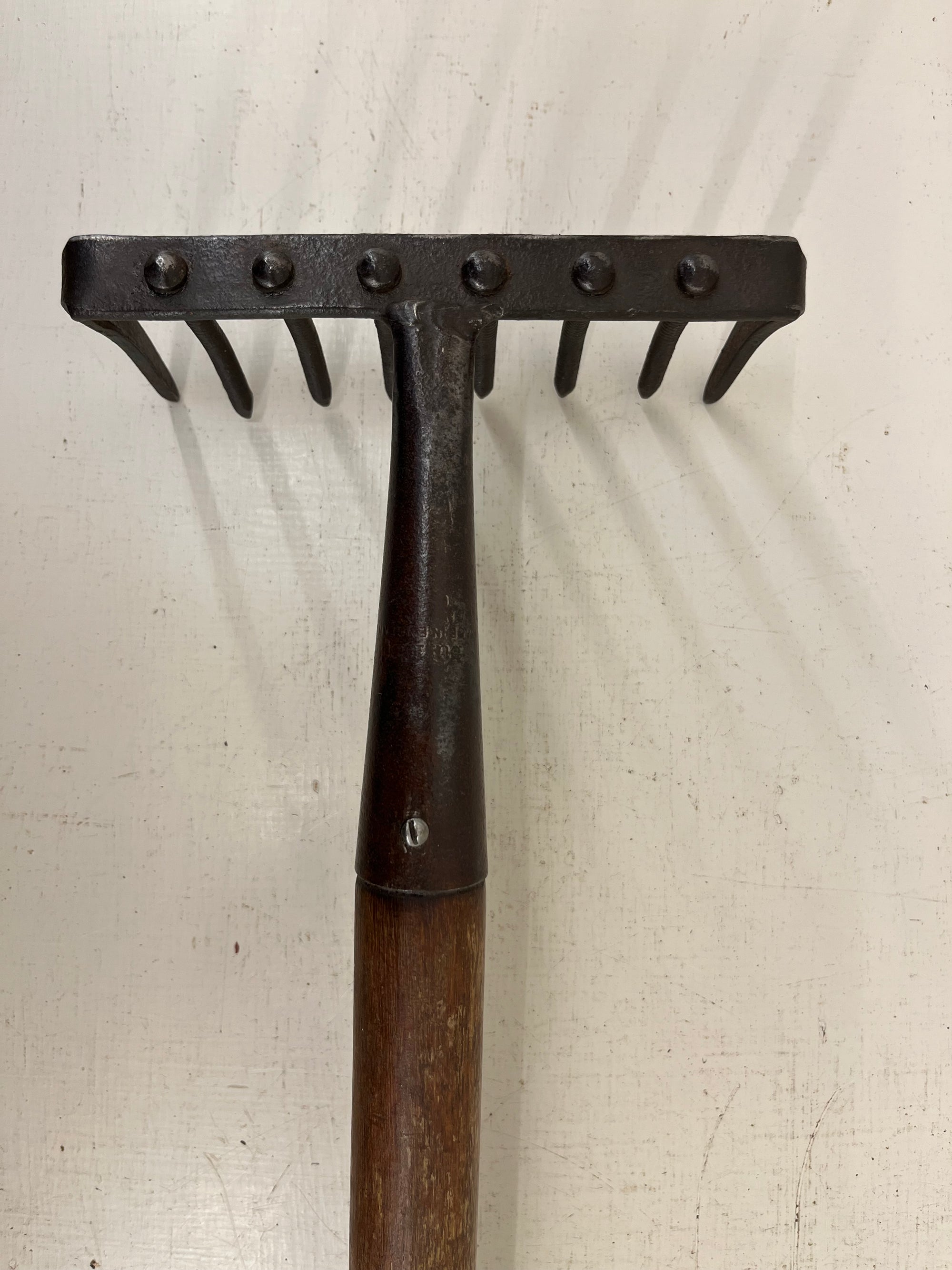 Bulldog Child's Rake