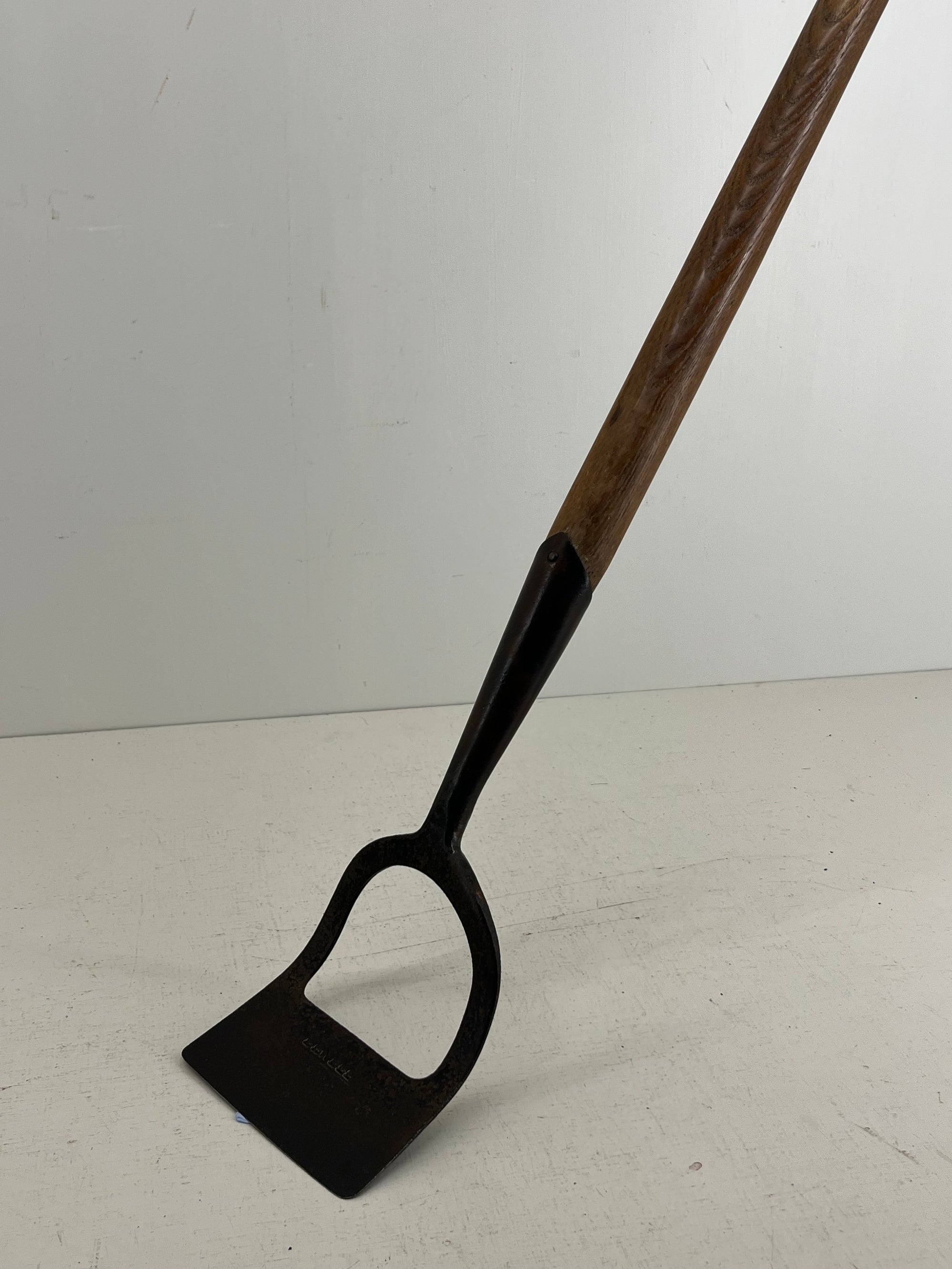 Elwell Dutch Hoe