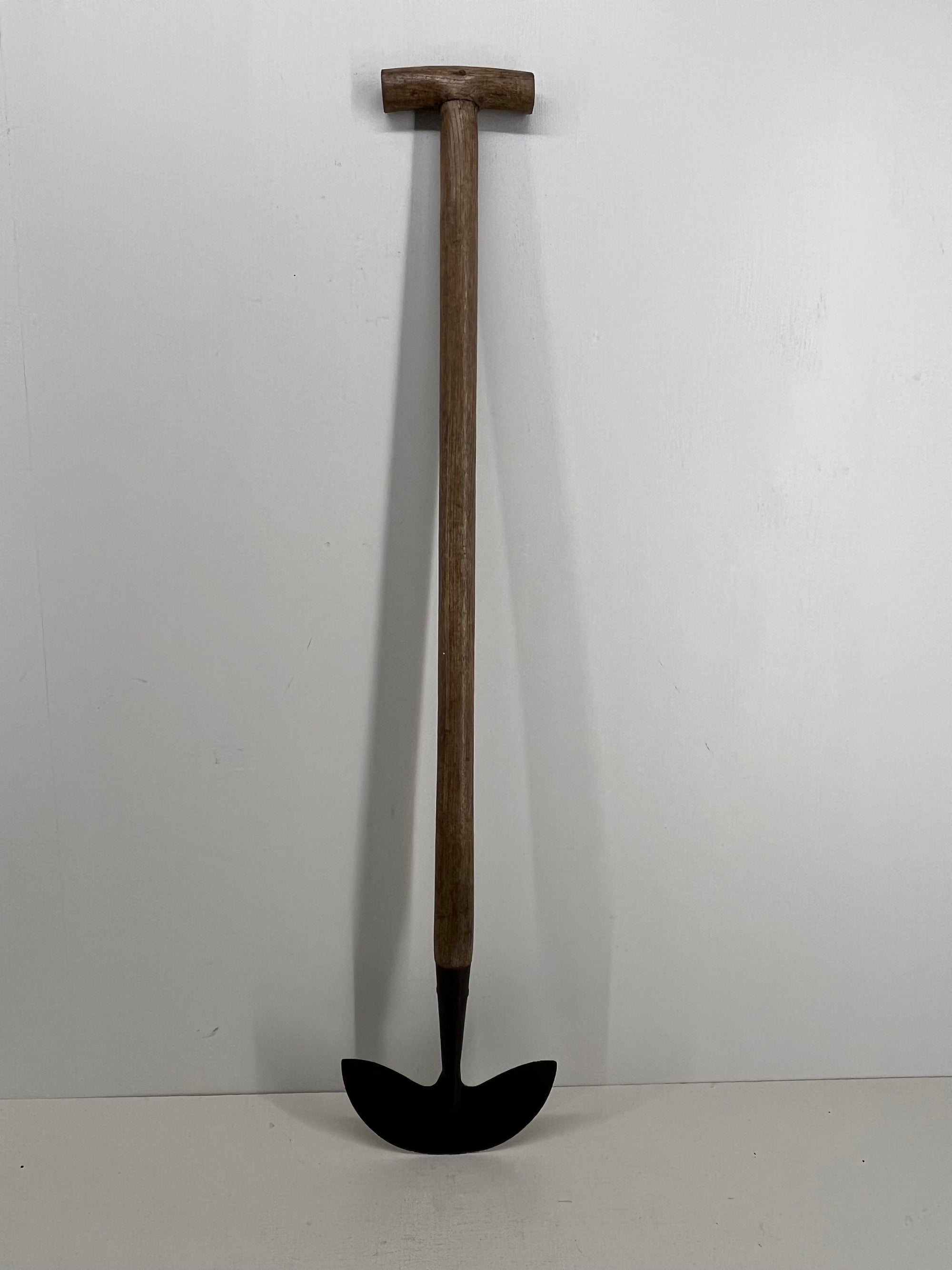 Skelton Lawn Edger