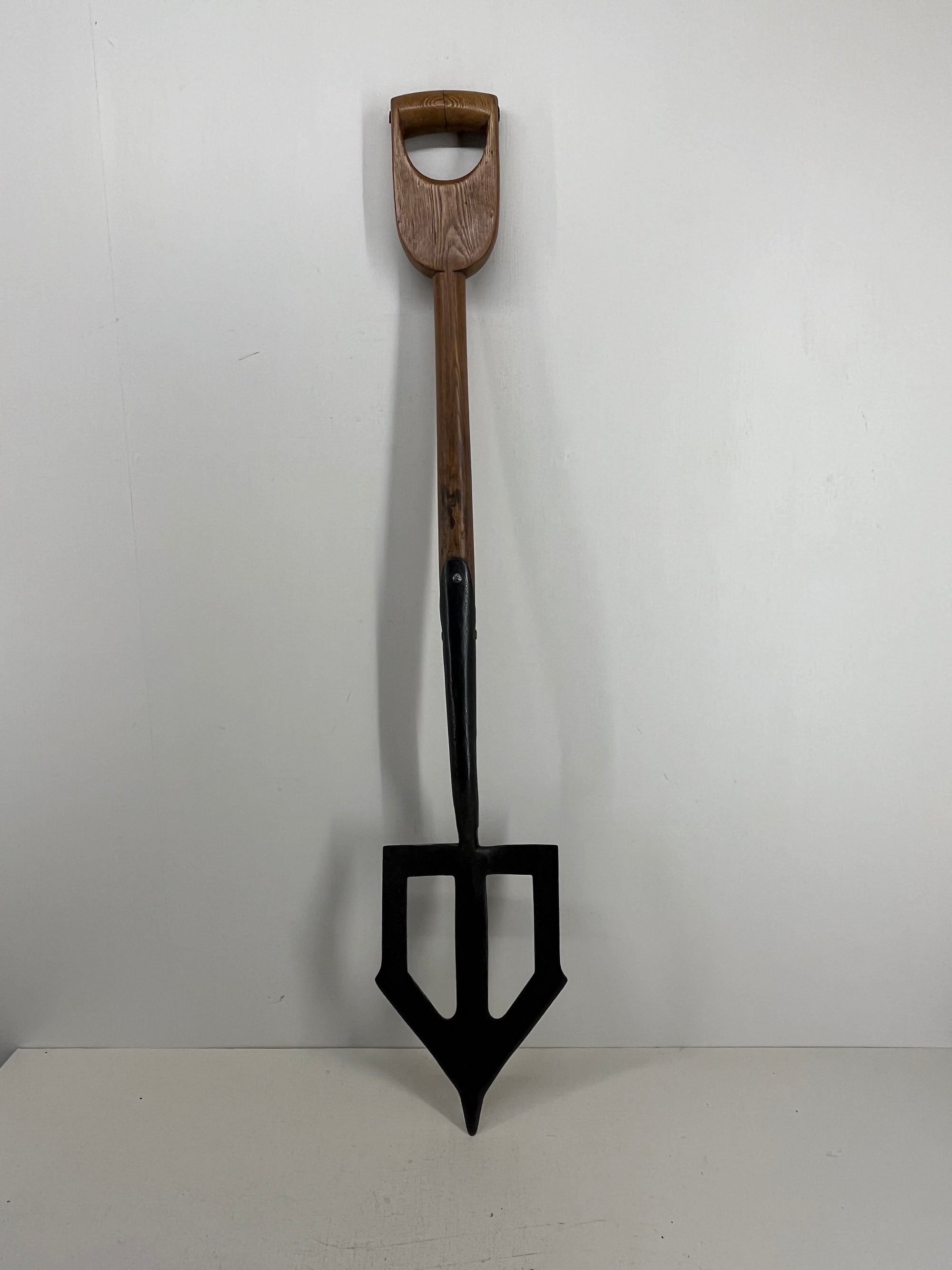 ACME Diagonal Digging Spade