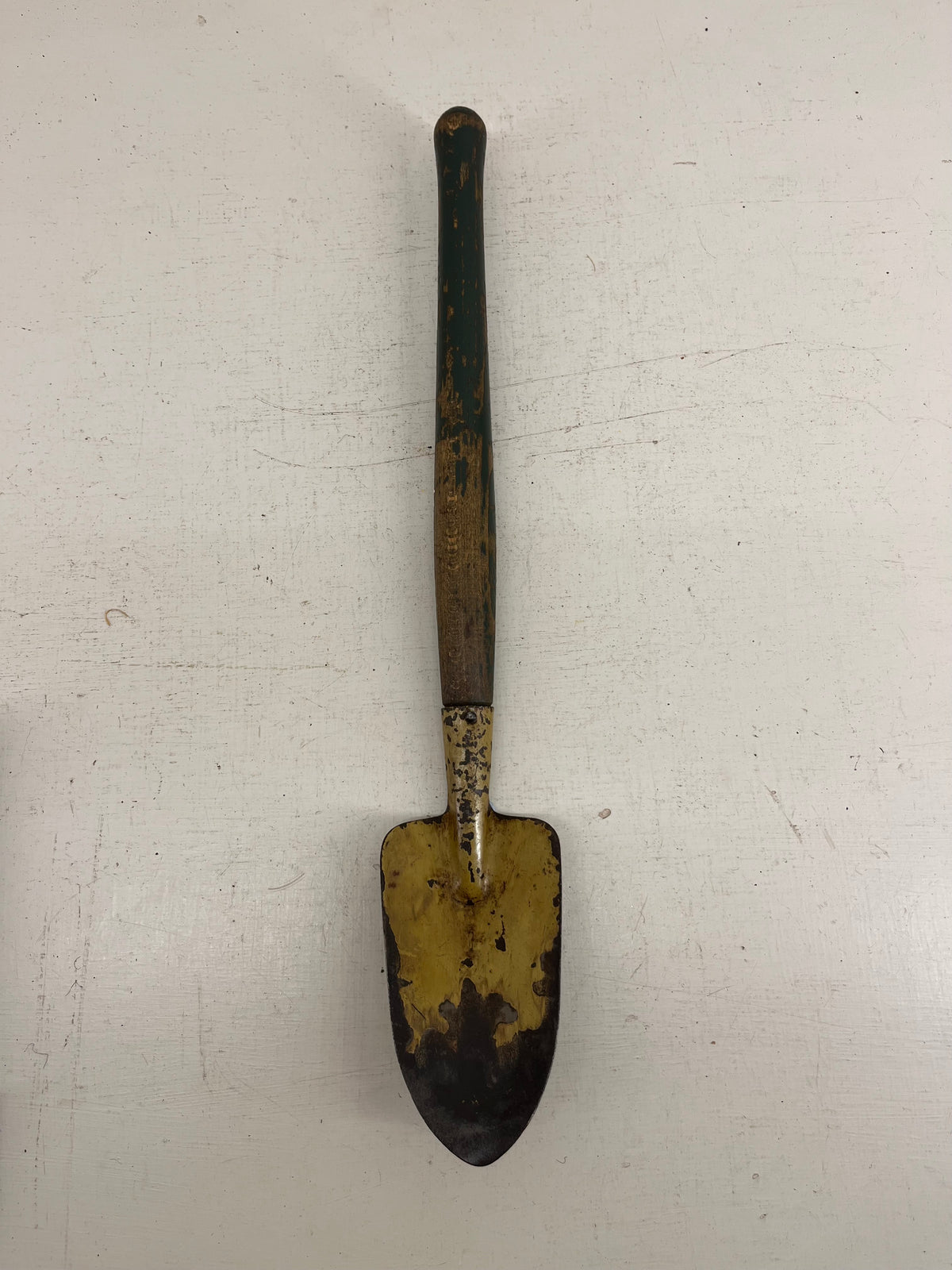 Long Handled Trowel