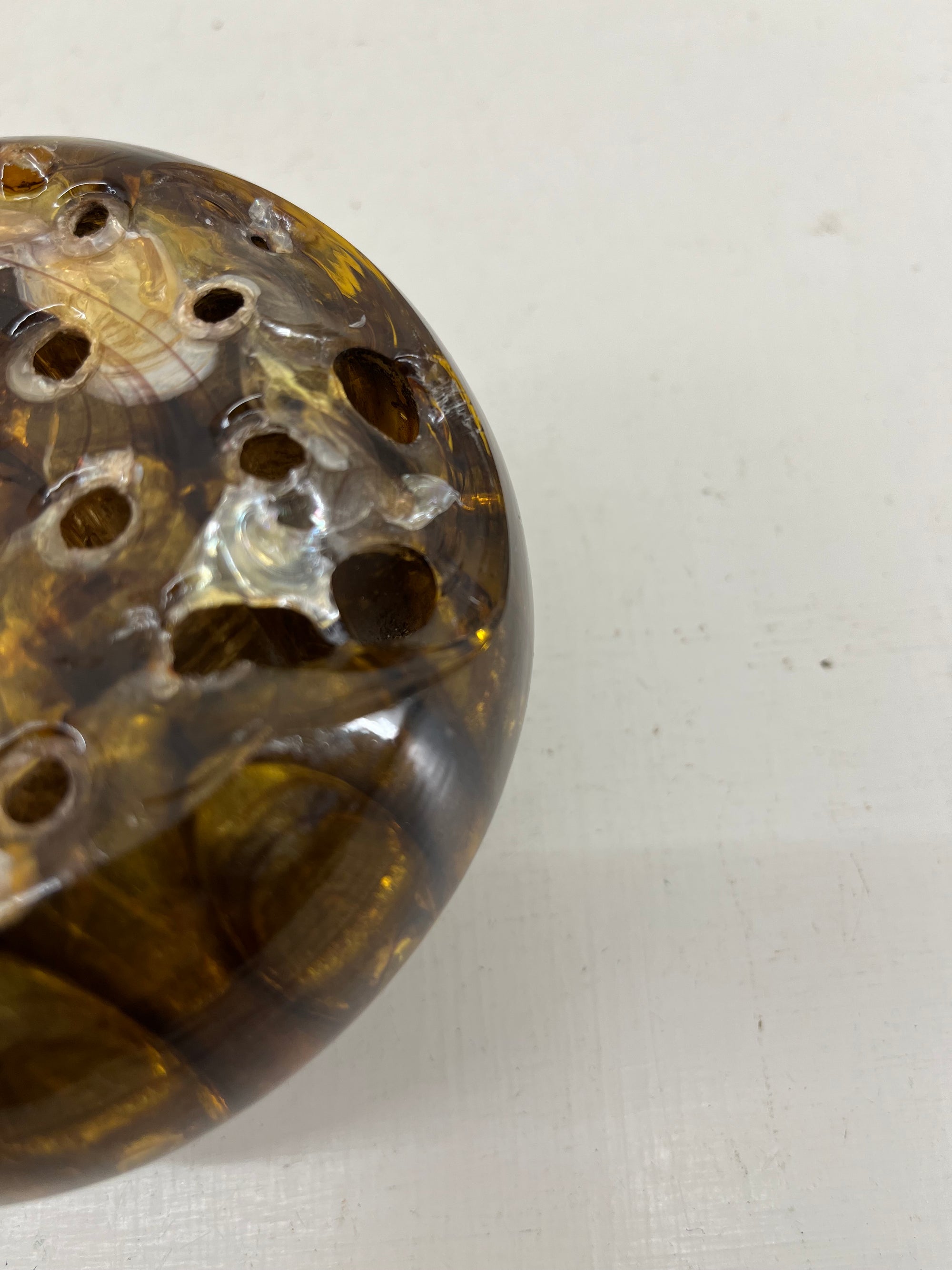 Amber Flower Frog