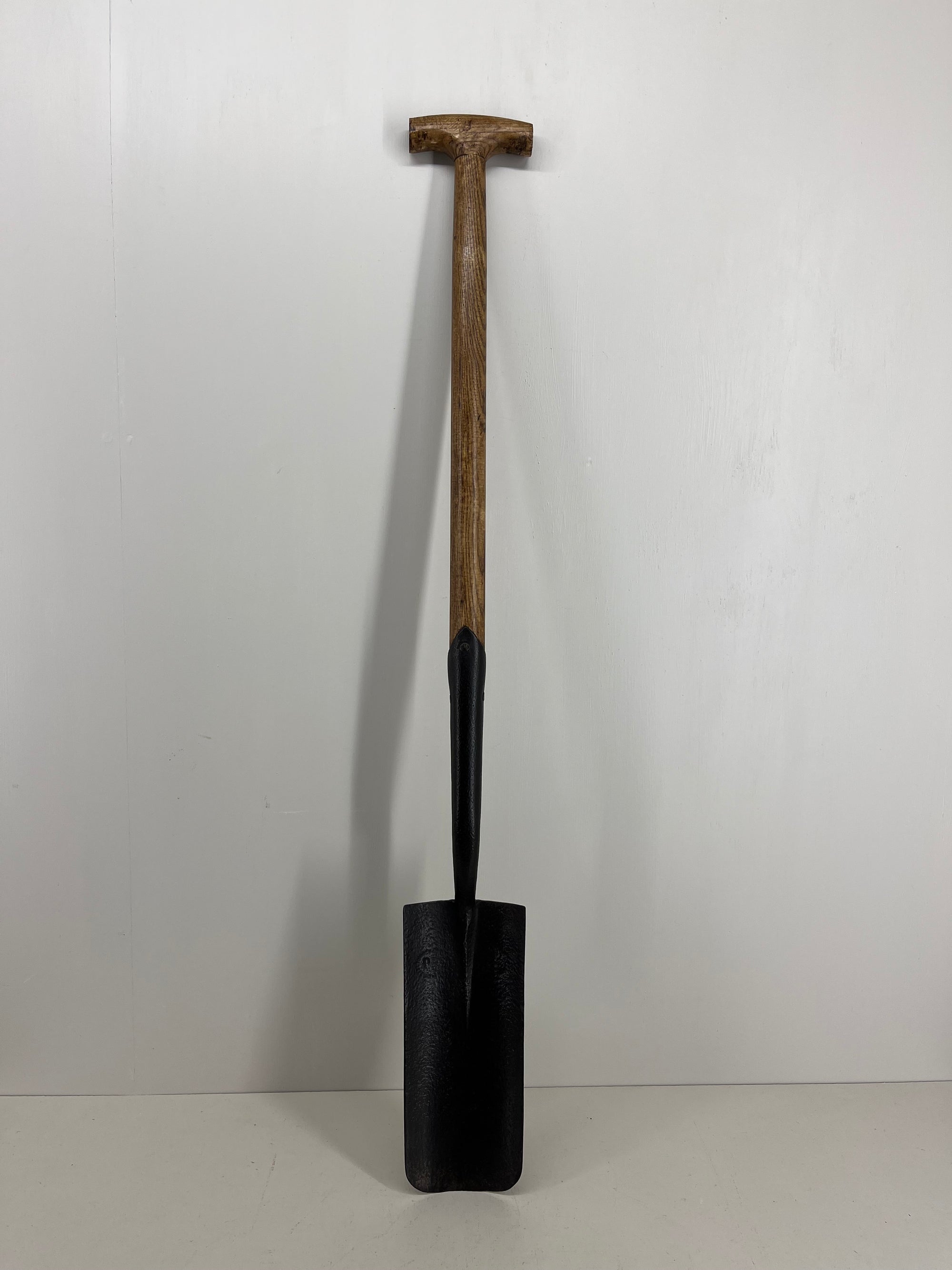 Skelton Narrow Spade