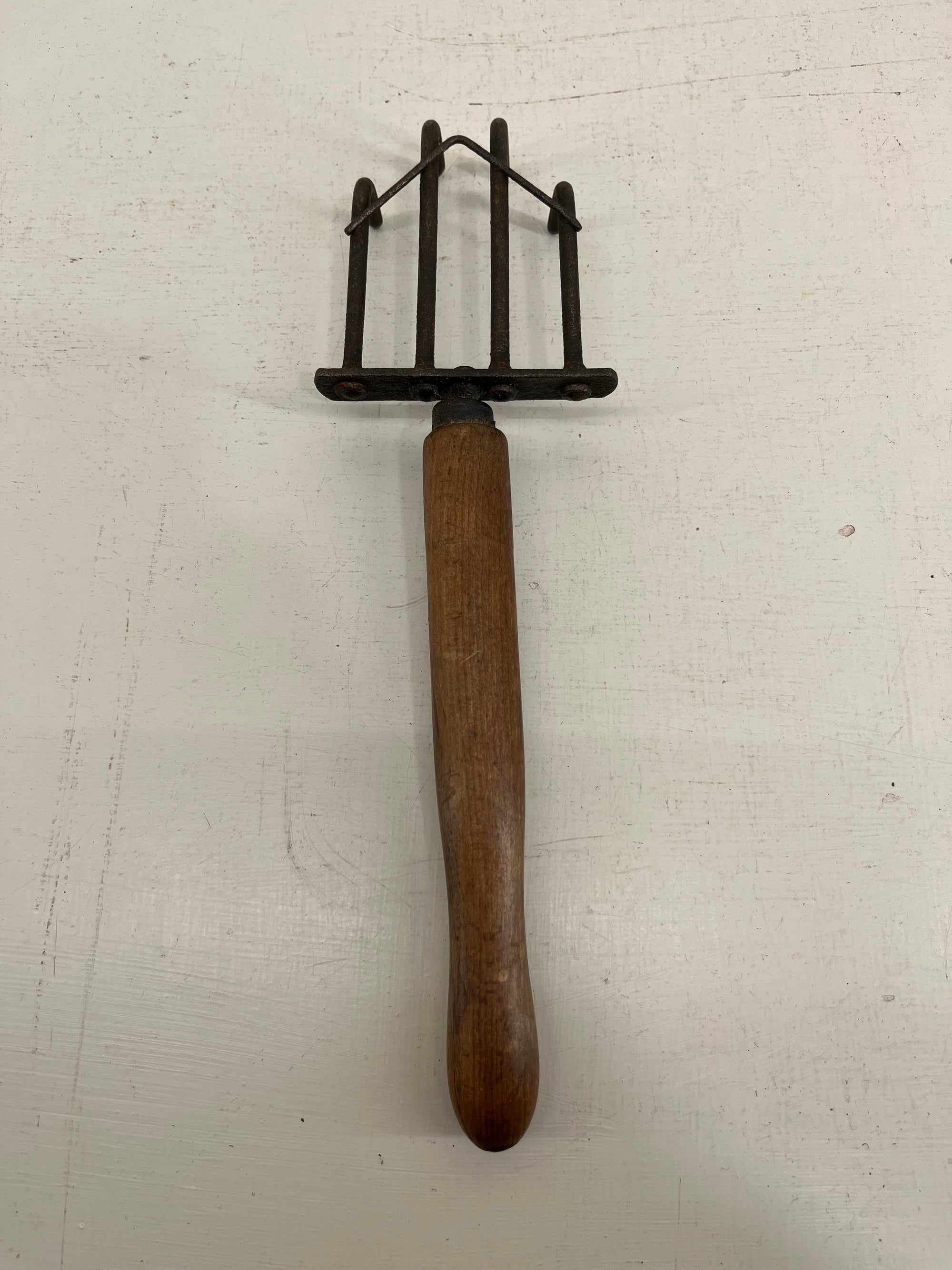 Hand Cultivator